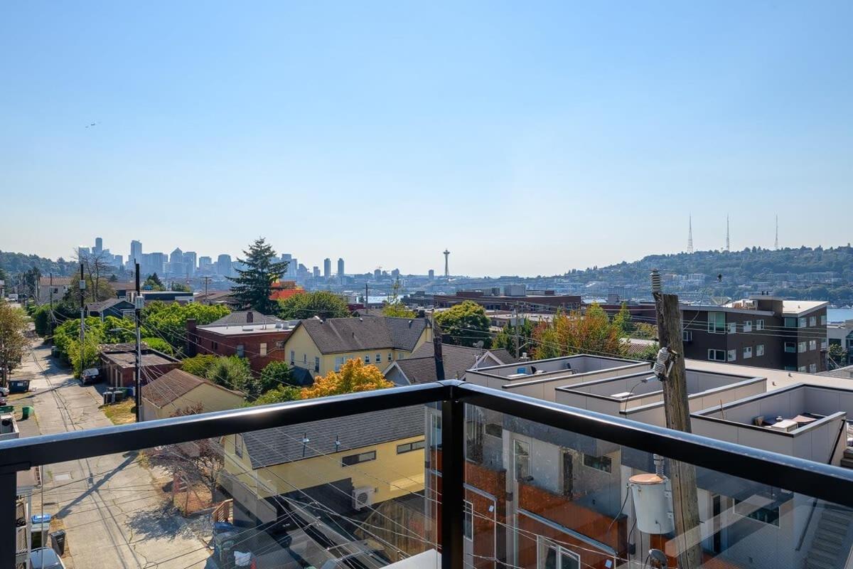 Seattle Urban Village - Vashon1 - Roof Top View Deck Exterior photo